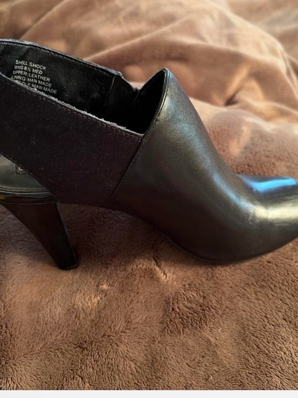Kenneth Cole Reaction Black Leather Ankle Booties